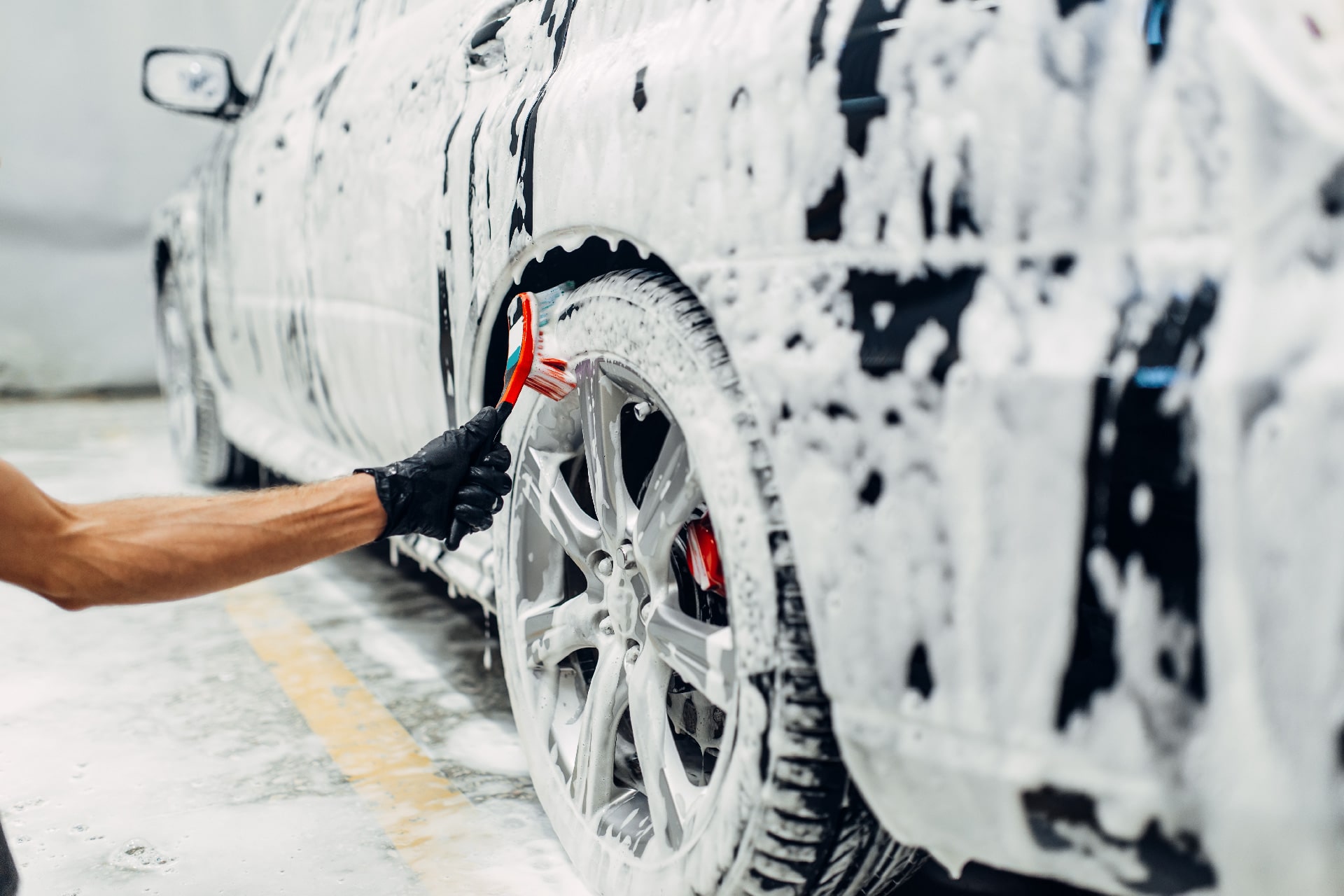 Tire cleaning